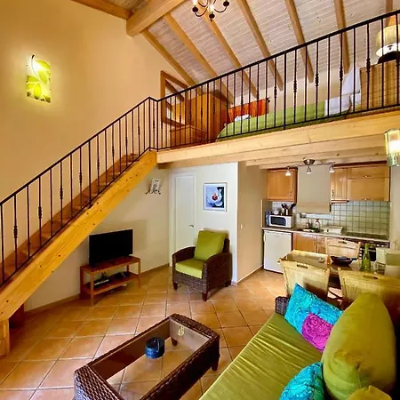 Hotel de apartamente La Riviera Seaside & 4*