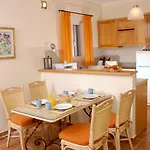 La Riviera Seaside Apartments&villas Barbati