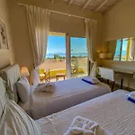 La Riviera Seaside Apartments&villas 4*