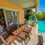 La Riviera Seaside Apartments&villas 4* Barbati