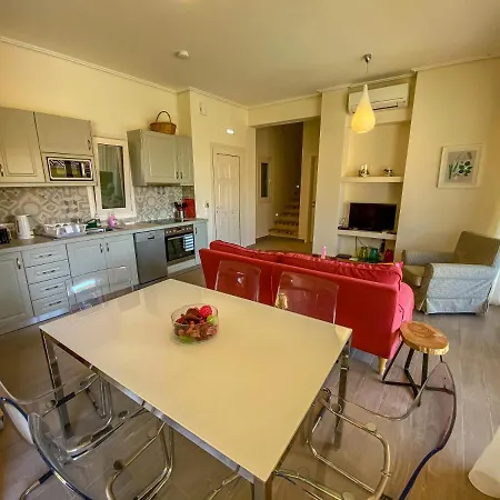 La Riviera Seaside Apartments&villas Aparthotel 4*