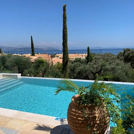 La Riviera Seaside & Lejlighedshotel