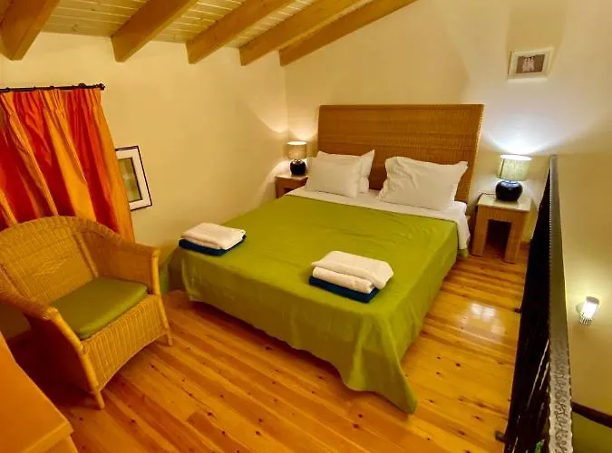 La Riviera Seaside & 4*