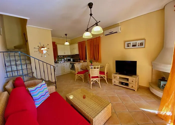 La Riviera Seaside & 4* Barbati