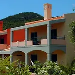 La Riviera Seaside & Mparmpati