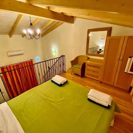 La Riviera Seaside & Barbati