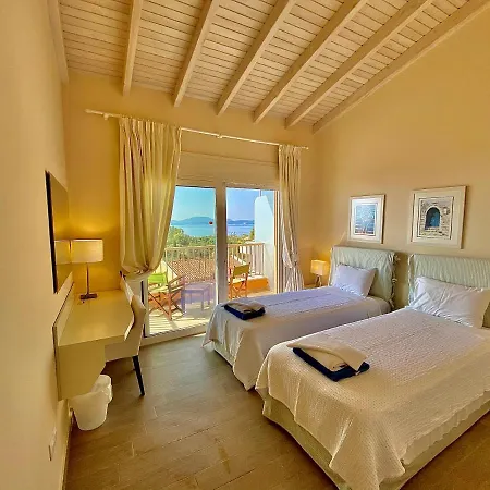 La Riviera Seaside & Barbati