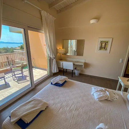 La Riviera Seaside & 4*